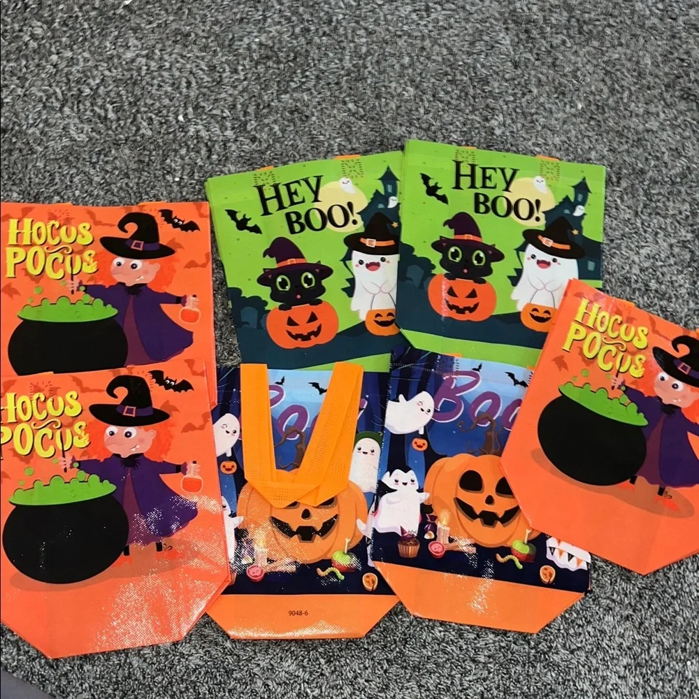 Halloween Trick-or-Treat Bags Set of 7